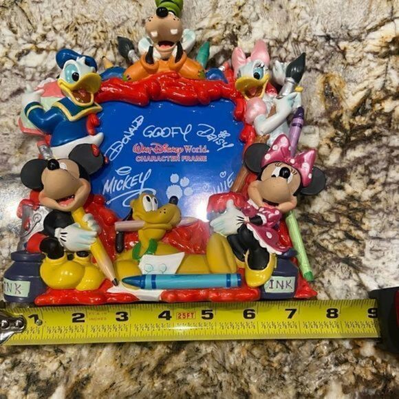 DISNEY 3D picture frame‎ - Picture 5 of 6